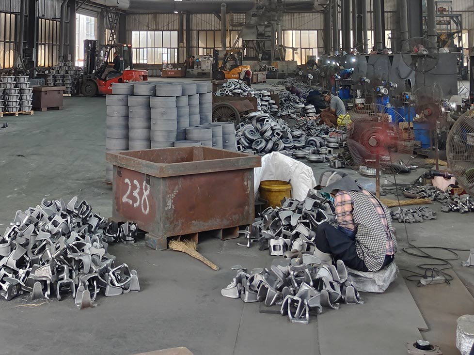 Taşlama Robotları Dökümhane Üretimini Nasıl Dönüştürüyor?