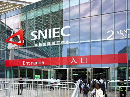 Neview Taşlama Robotu 2025 Şanghay Pres Döküm Fuarı'nda Sergilendi